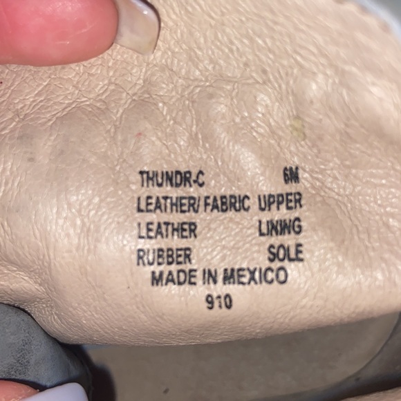 STEVE MADDEN blue distressed lace combat boot!!✨✨ - Picture 9 of 9